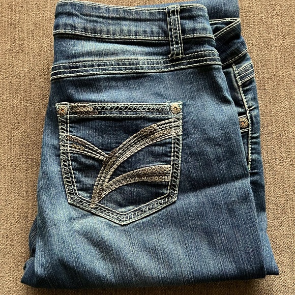 Denim Capri - Picture 1 of 1